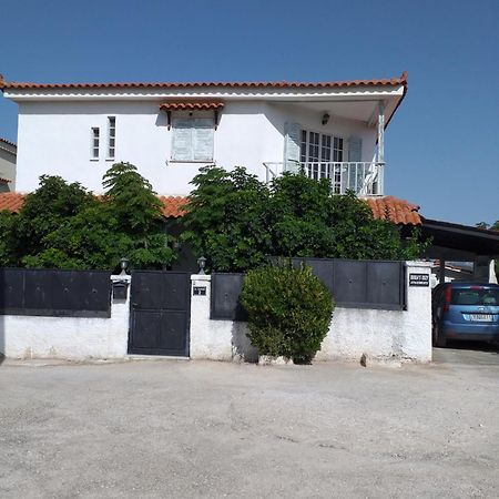 Roulas Cozy Apartments Artemida  Exterior photo