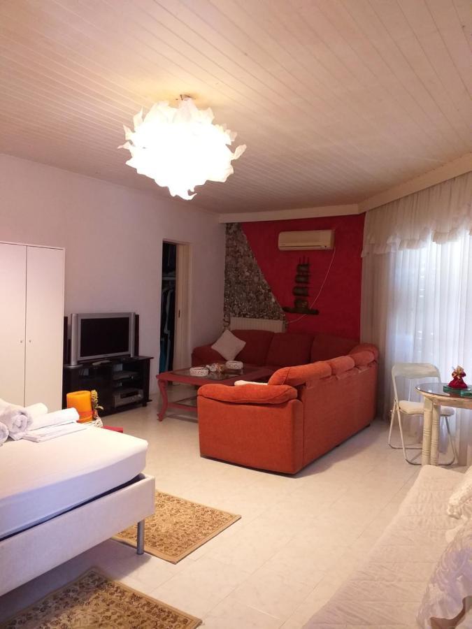 Roulas Cozy Apartments Artemida  Exterior photo
