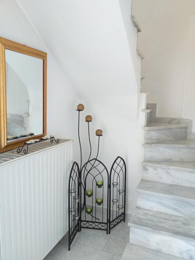 Roulas Cozy Apartments Artemida  Exterior photo