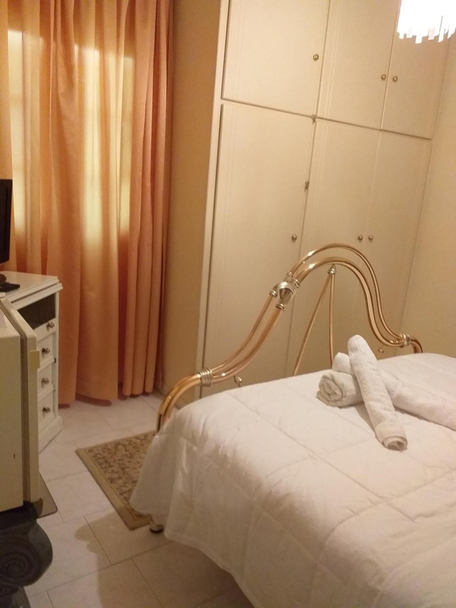 Roulas Cozy Apartments Artemida  Room photo